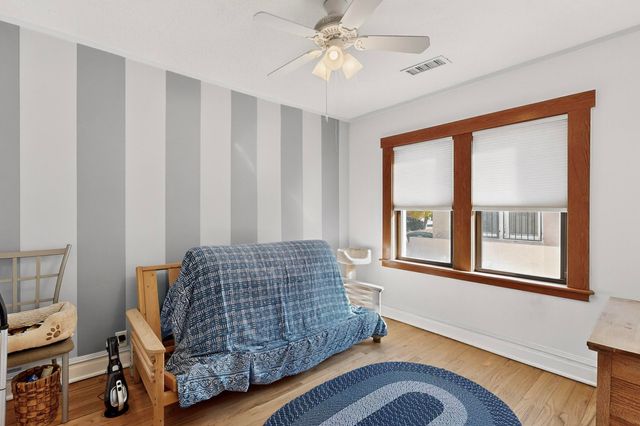 1424 Fruit Avenue NW, Albuquerque, NM 87104