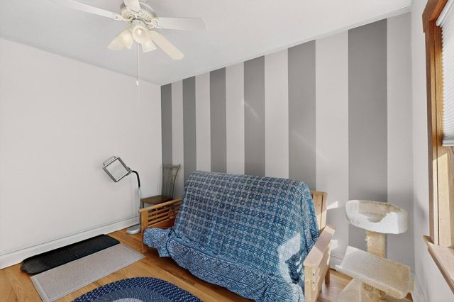 1424 Fruit Avenue NW, Albuquerque, NM 87104