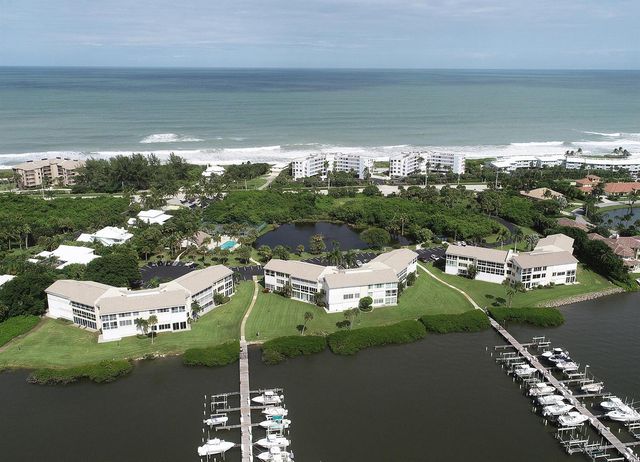 2370 NE Ocean Boulevard C305, Stuart, FL 34996