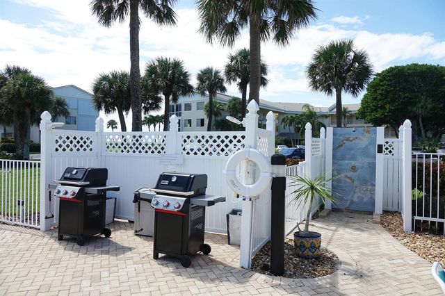 2370 NE Ocean Boulevard C305, Stuart, FL 34996
