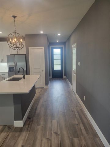 4354 Phlox Street, Houston, TX 77051