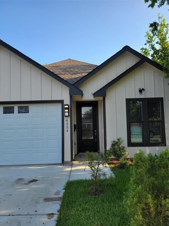 4354 Phlox Street, Houston, TX 77051