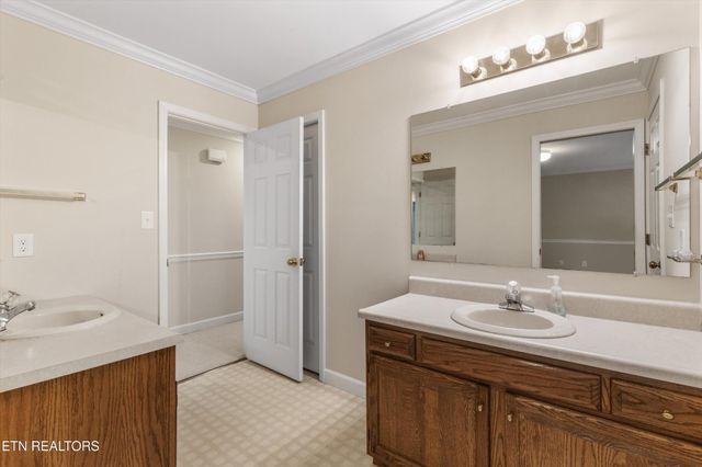 7605 Harrisburg Court, Knoxville, TN 37909