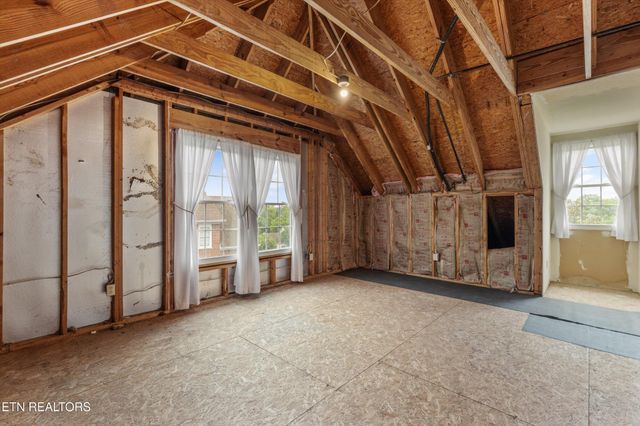 7605 Harrisburg Court, Knoxville, TN 37909