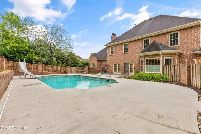 7605 Harrisburg Court, Knoxville, TN 37909