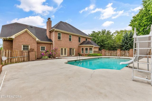 7605 Harrisburg Court, Knoxville, TN 37909