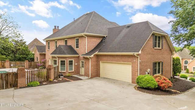 7605 Harrisburg Court, Knoxville, TN 37909