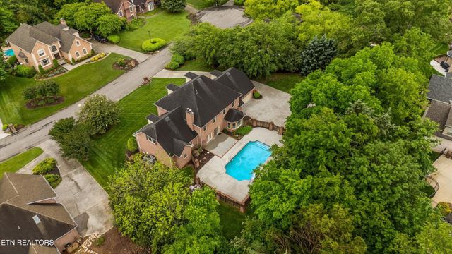 7605 Harrisburg Court, Knoxville, TN 37909