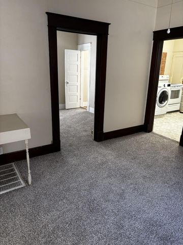 408 W 5th, Newton, KS 67114