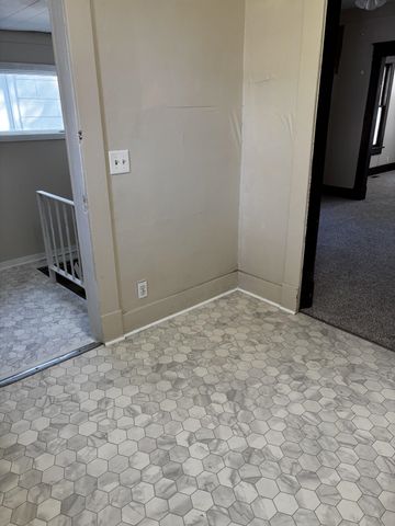 408 W 5th, Newton, KS 67114