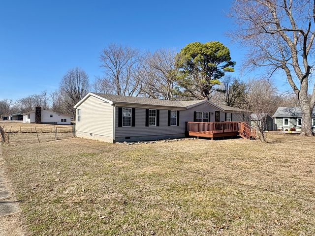 204 N Elm Street, Cambria, IL 62915