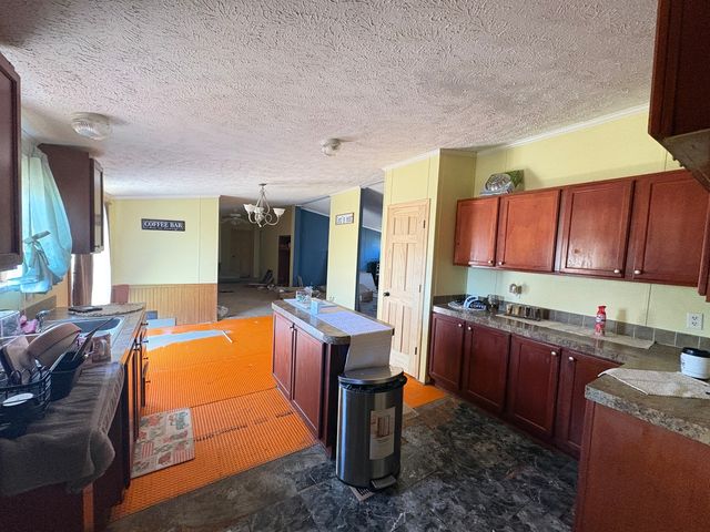 204 N Elm Street, Cambria, IL 62915