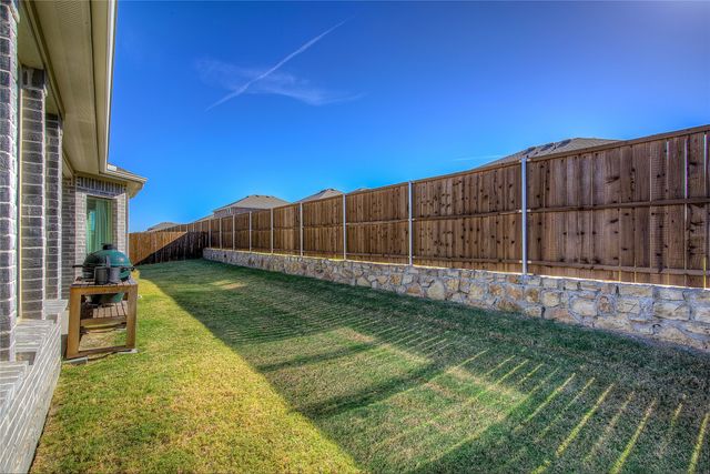 1872 Big Spring Drive, Forney, TX 75126
