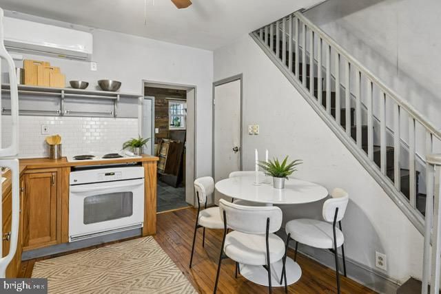 2222 WATKINS ST, Philadelphia, PA 19145