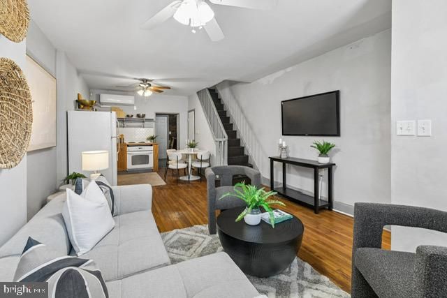2222 WATKINS ST, Philadelphia, PA 19145