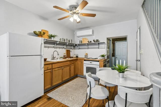 2222 WATKINS ST, Philadelphia, PA 19145
