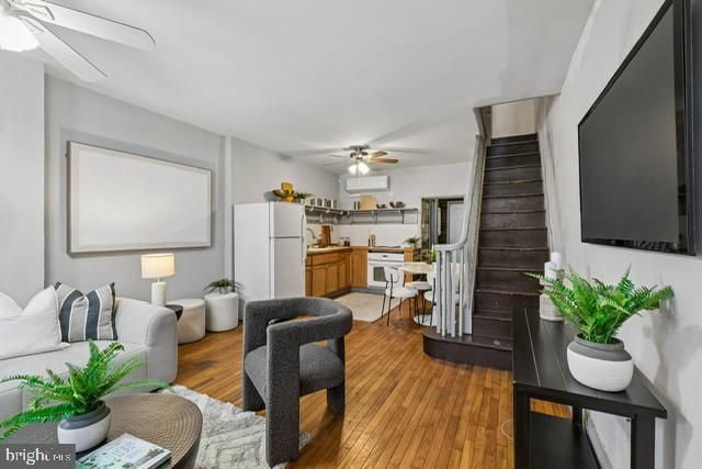 2222 WATKINS ST, Philadelphia, PA 19145