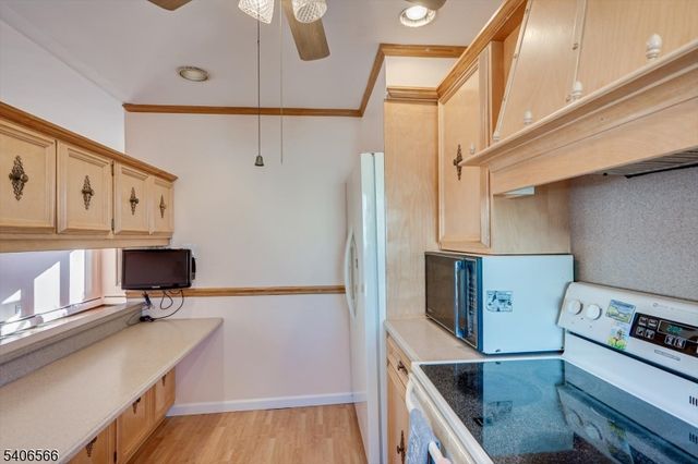 31 Marie Rd, Woodbridge Twp., NJ 08863