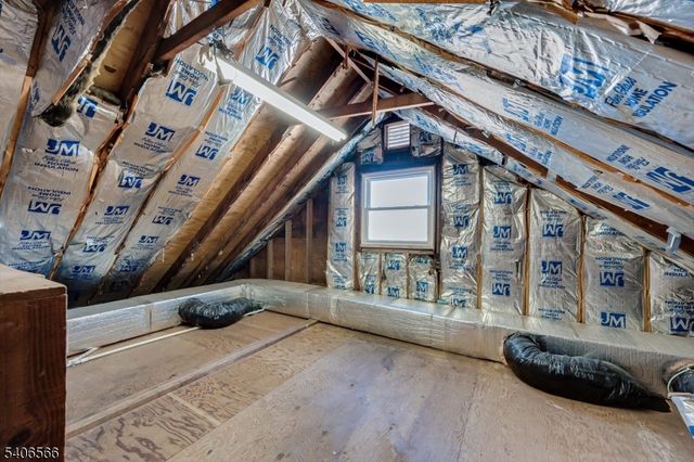 31 Marie Rd, Woodbridge Twp., NJ 08863