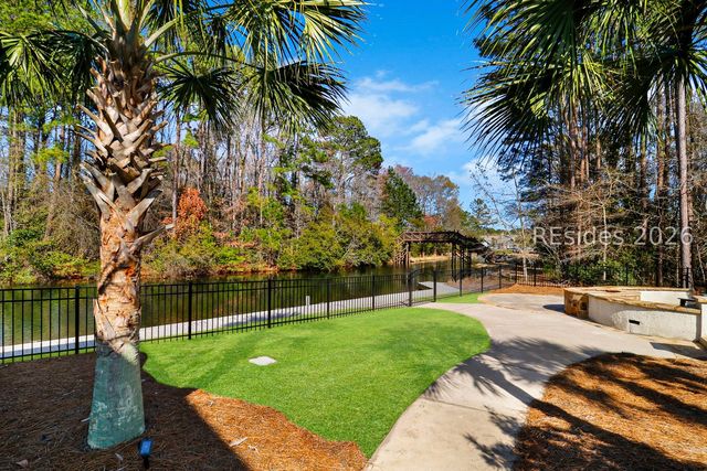 38 Blue Trail Ct, Bluffton, SC 29910