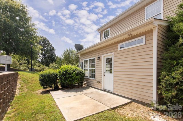 2721 Grain Mill Lane, Charlotte, NC 28214