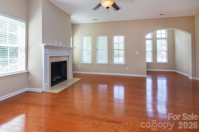 2721 Grain Mill Lane, Charlotte, NC 28214