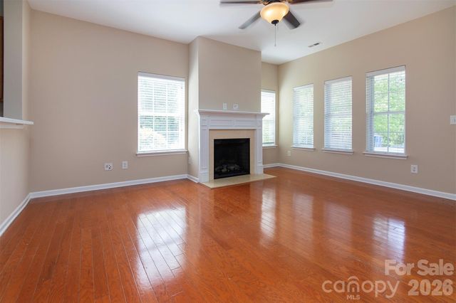 2721 Grain Mill Lane, Charlotte, NC 28214