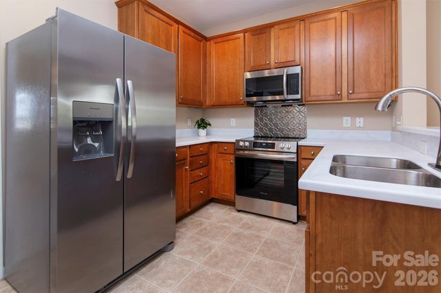 2721 Grain Mill Lane, Charlotte, NC 28214