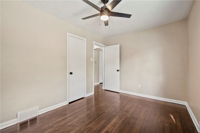 501 Division St, West Mifflin, PA 15122