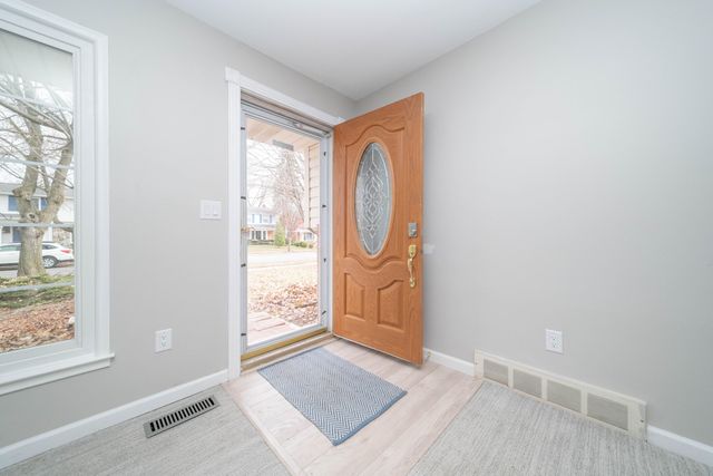 3212 Lockridge Drive, Ann Arbor, MI 48108