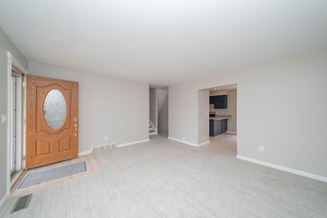 3212 Lockridge Drive, Ann Arbor, MI 48108