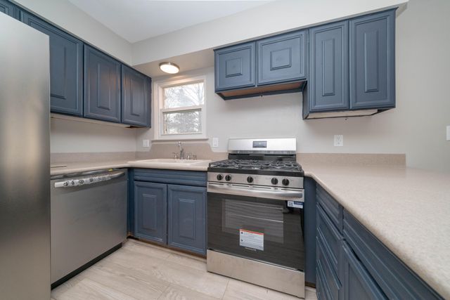 3212 Lockridge Drive, Ann Arbor, MI 48108