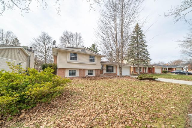 3212 Lockridge Drive, Ann Arbor, MI 48108
