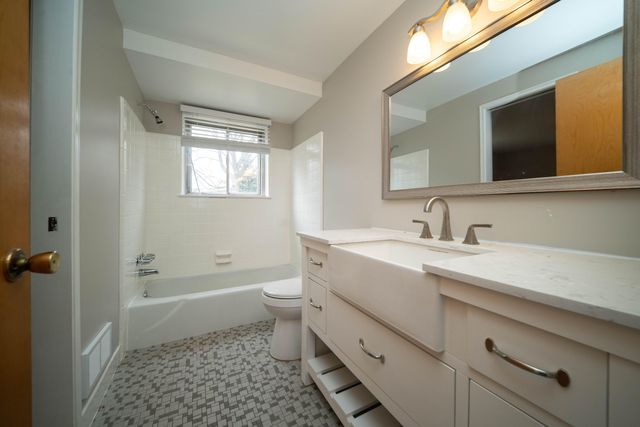 3212 Lockridge Drive, Ann Arbor, MI 48108