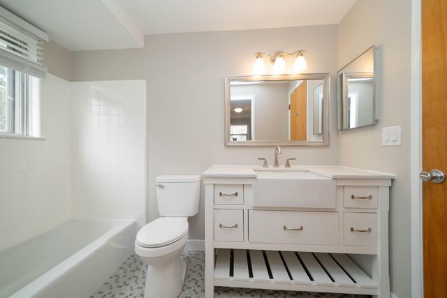 3212 Lockridge Drive, Ann Arbor, MI 48108