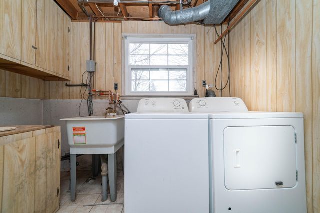 3212 Lockridge Drive, Ann Arbor, MI 48108