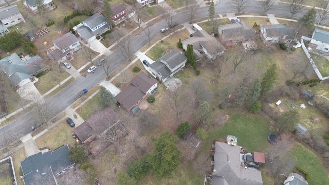 3212 Lockridge Drive, Ann Arbor, MI 48108