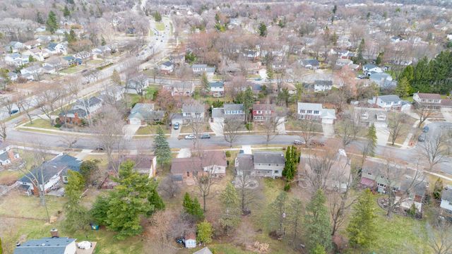 3212 Lockridge Drive, Ann Arbor, MI 48108