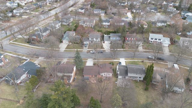 3212 Lockridge Drive, Ann Arbor, MI 48108