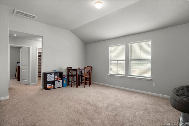 5806 Larkspur, San Antonio, TX 78218
