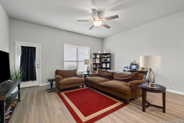 5806 Larkspur, San Antonio, TX 78218