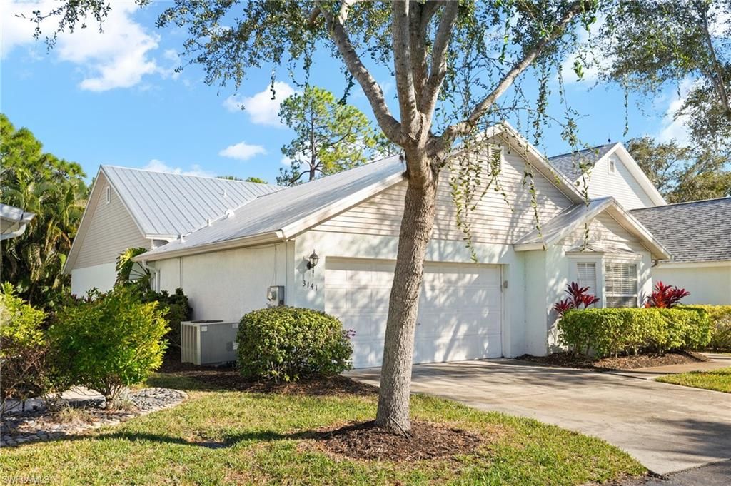 3141 Carriage CIR, NAPLES, FL 34105 — photo 3
