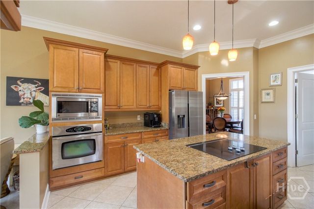 14 Amberwood Circle, Savannah, GA 31405