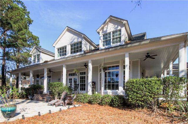 14 Amberwood Circle, Savannah, GA 31405