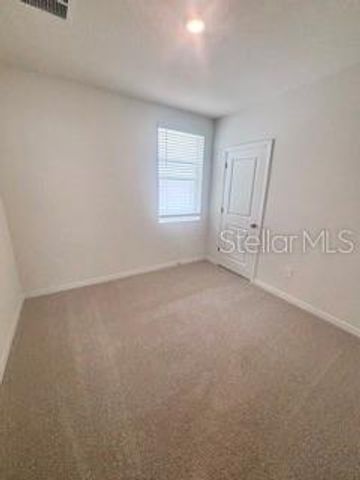 1524 BREKEY WAY, Zephyrhills, FL 33541