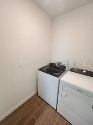 1524 BREKEY WAY, Zephyrhills, FL 33541