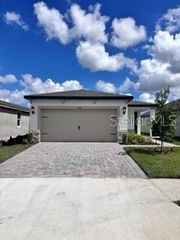 1524 BREKEY WAY, Zephyrhills, FL 33541