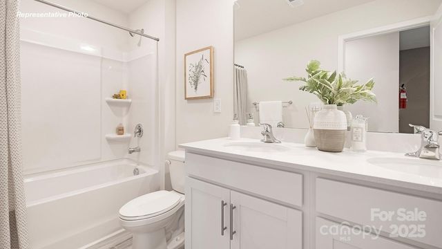 12040 Zazu Way, Charlotte, NC 28215