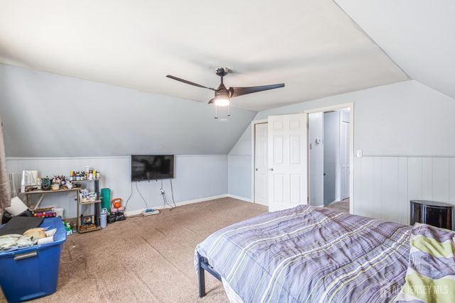 2 Budhollow Lane, Willingboro, NJ 08046