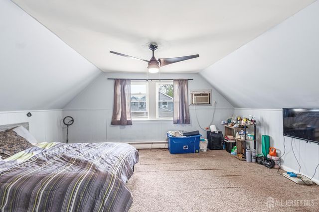 2 Budhollow Lane, Willingboro, NJ 08046